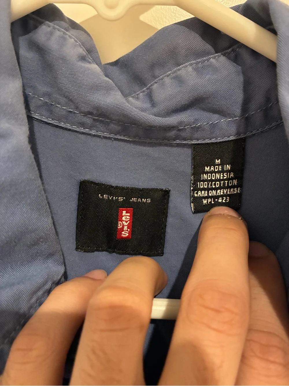 Levi’s Medium Men’s Casual Button Up Shirt